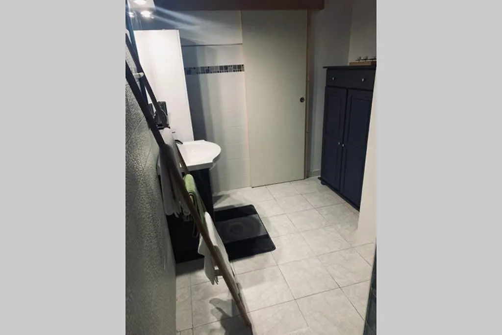 T2 Spacieux Et Moderne - Rue De Bachelier 97115 Sainte-Rose 0*,  Guadeloupe